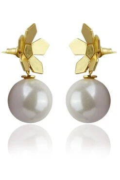 Varnika Arora Pearl Bloom Earrings -Inca Sales Store 01062023va01 5