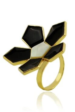 Varnika Arora Black Willow Ring -Inca Sales Store 01062023va29 4