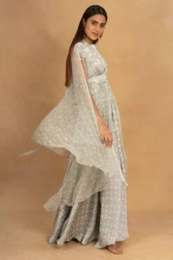 Ahilian Green Floral Embroidered Cape Set -Inca Sales Store 020623an03 2