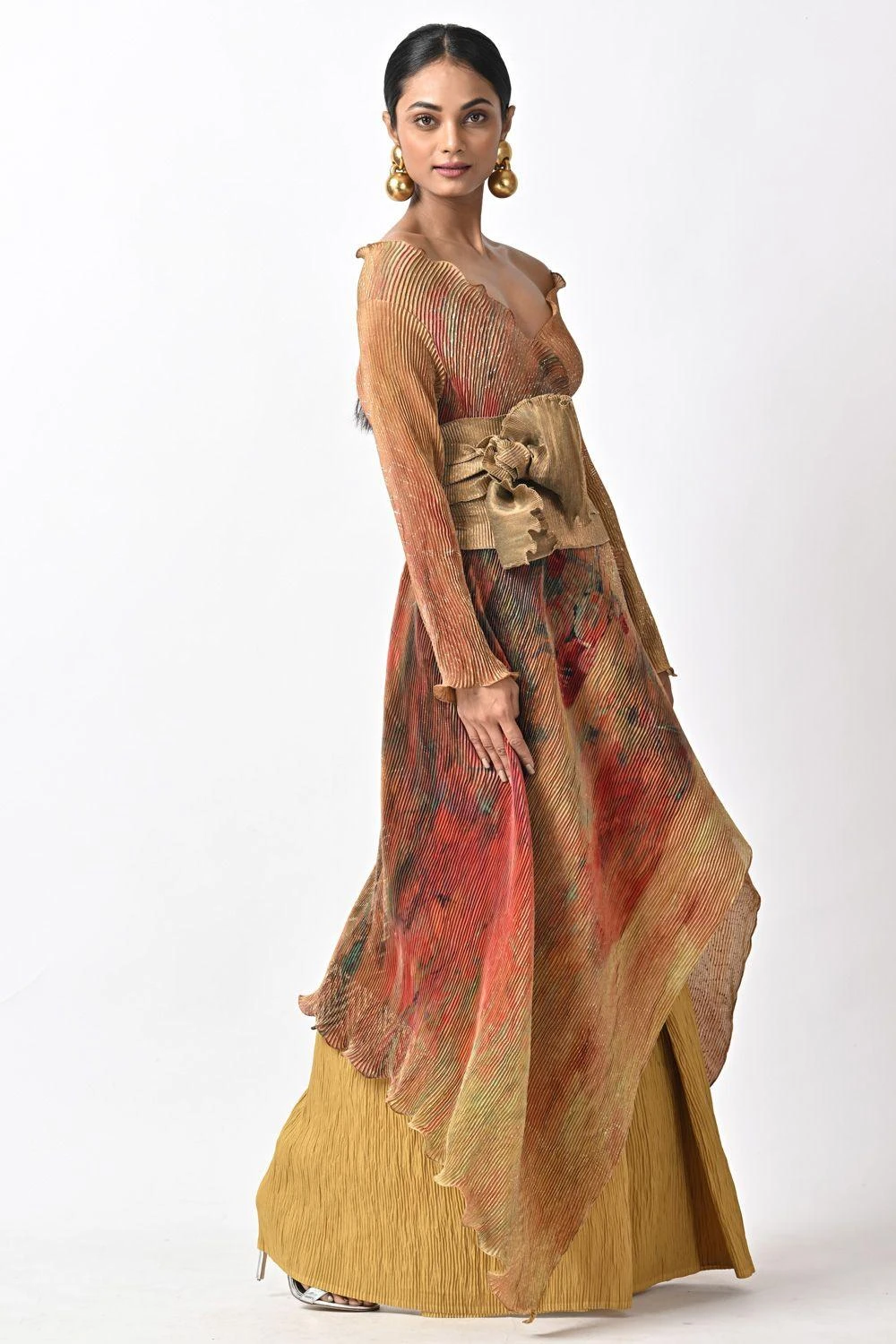 Kiran Uttam Ghosh Gold Pleated Obi Belt 4 Kiran Uttam Ghosh Gold Pleated Obi Belt - Image 2