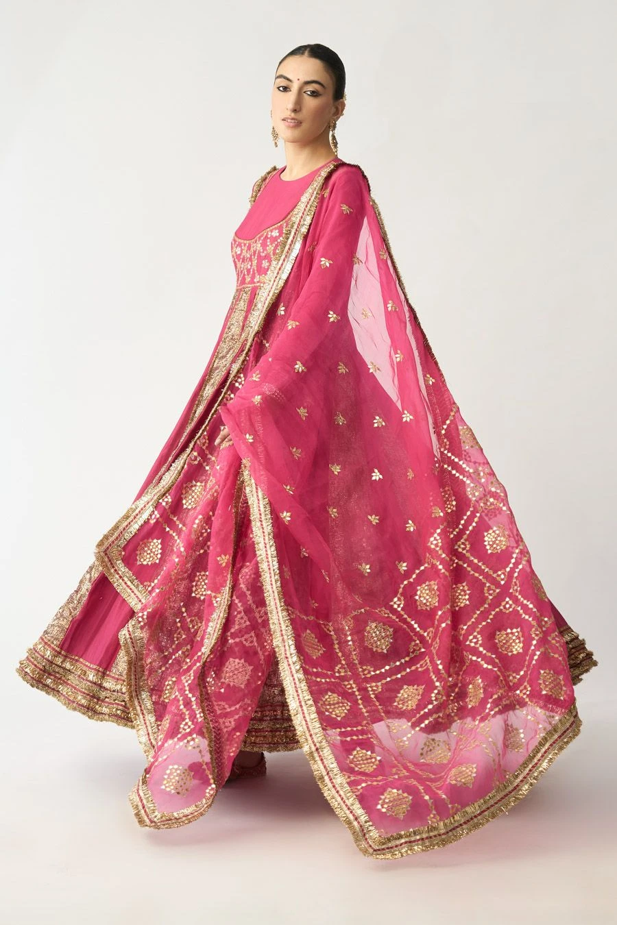 Itrh Fuchsia Embellished Anarkali Set 5 Itrh Fuchsia Embellished Anarkali Set - Image 3