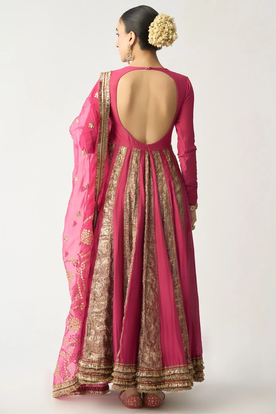 Itrh Fuchsia Embellished Anarkali Set 8 Itrh Fuchsia Embellished Anarkali Set - Image 6