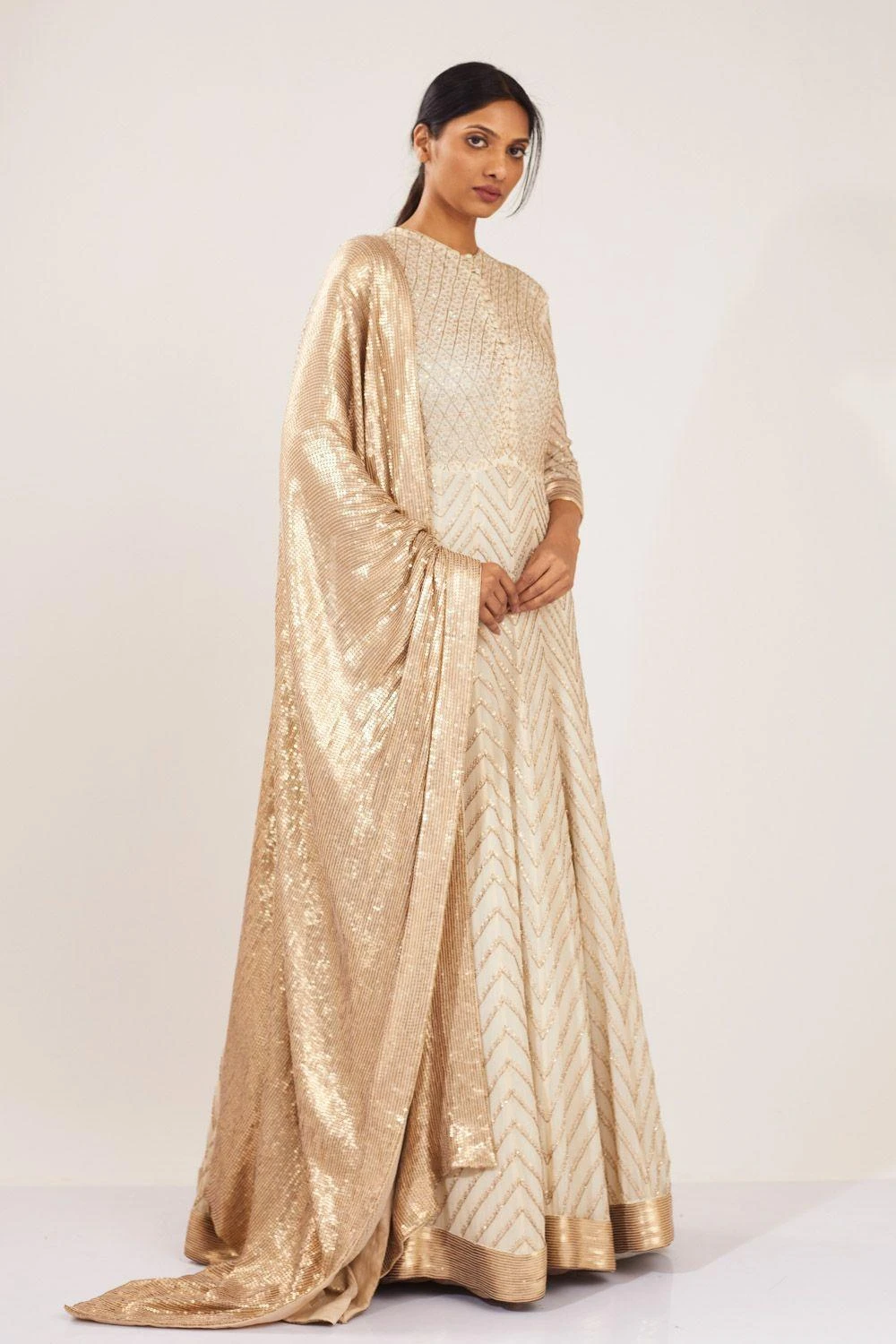 Nakul Sen Ivory Anarkali Set With Sequin Work 3 Nakul Sen Ivory Anarkali Set With Sequin Work