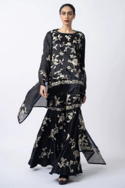 Peachoo Black Floral Embellished Dupatta