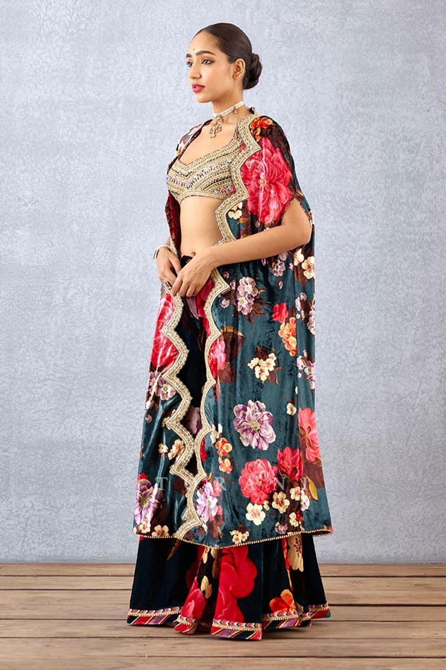 Torani Navy Blue Mehreen Cape Set 5 Torani Navy Blue Mehreen Cape Set - Image 3