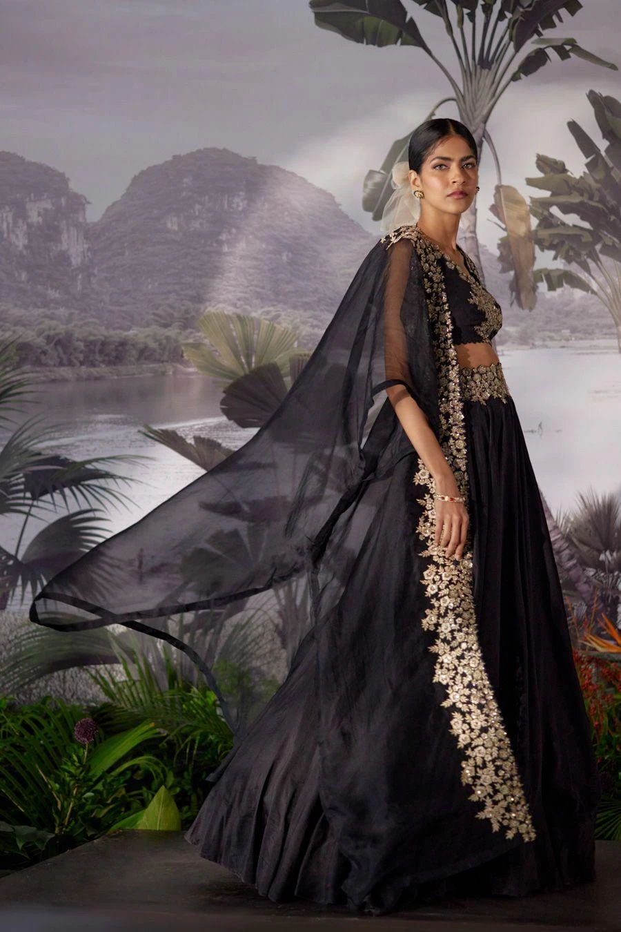 Mrunalini Rao Black Zardosi Embroidered Cape Set 4 Mrunalini Rao Black Zardosi Embroidered Cape Set - Image 2