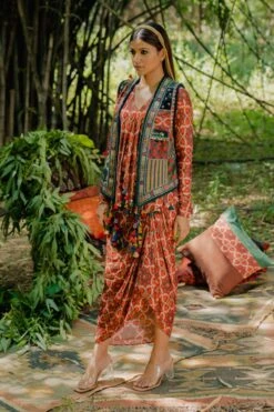 Pooja Keyur Green Aari Embroidered Koti Jacket -Inca Sales Store 111pkm18 4