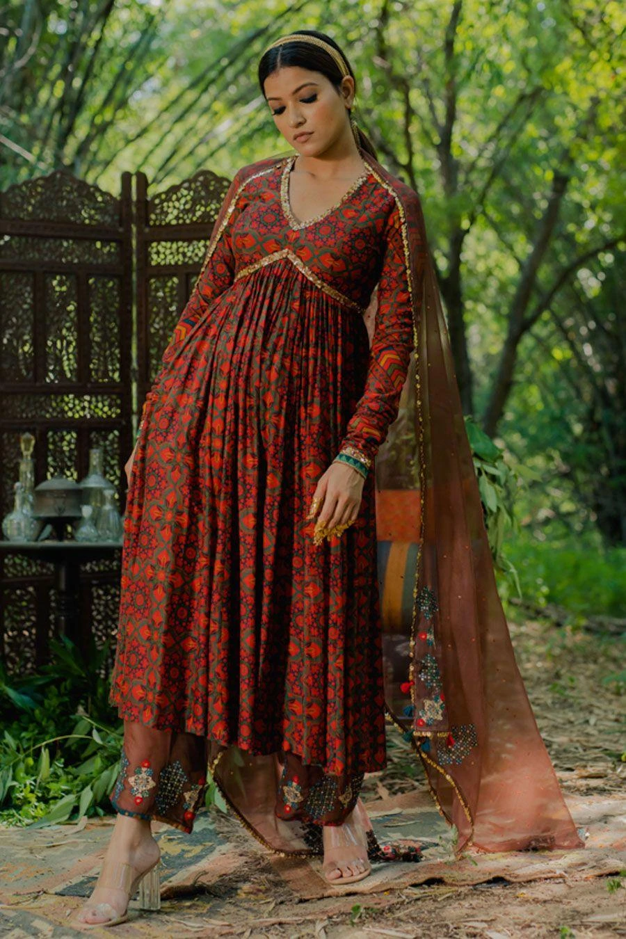 Pooja Keyur Brown Aari Embroidered Anarkali Set 6 Pooja Keyur Brown Aari Embroidered Anarkali Set - Image 4