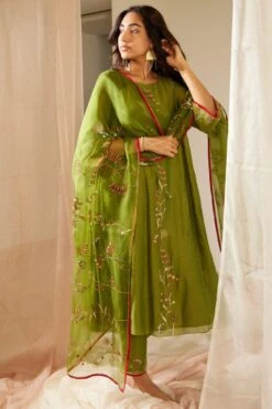 Sarang Kaur Green Gul Stole