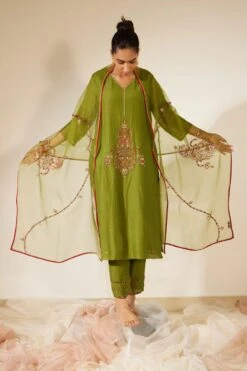Sarang Kaur Green Dhuleti Stole