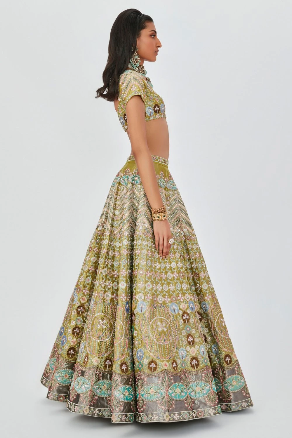 Aisha Rao Green Floral Applique Lehenga Set 6 Aisha Rao Green Floral Applique Lehenga Set - Image 4