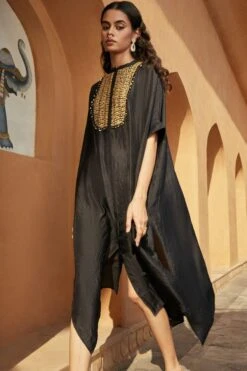 Best Seller 21 Avacara Black Embroidered Kaftan Set