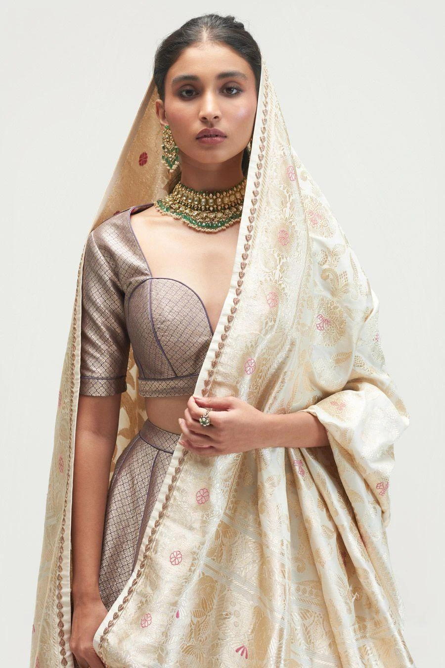 Kshitij Jalori Charcoal Chorbandh Embroidered Lehenga Set 6 Kshitij Jalori Charcoal Chorbandh Embroidered Lehenga Set - Image 4