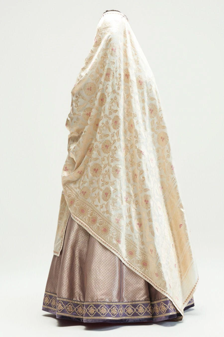 Kshitij Jalori Charcoal Chorbandh Embroidered Lehenga Set 7 Kshitij Jalori Charcoal Chorbandh Embroidered Lehenga Set - Image 5