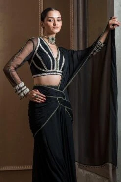 Tarun Tahiliani Black Embellished & Panelled Concept Sari Set 9 Tarun Tahiliani Black Embellished & Panelled Concept Sari Set -Inca Sales Store 12623tt3 3
