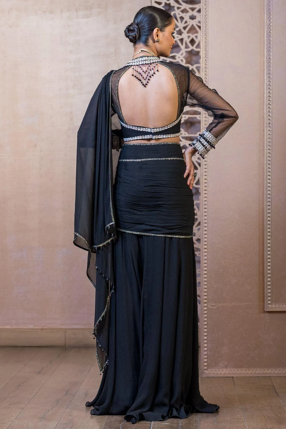 Tarun Tahiliani Black Embellished & Panelled Concept Sari Set 7 Tarun Tahiliani Black Embellished & Panelled Concept Sari Set - Image 5
