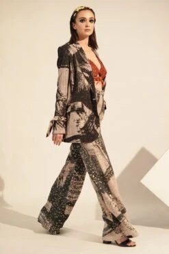 Nikita Mhaisalkar Black & White Stroke Printed Blazer 10 Nikita Mhaisalkar Black & White Stroke Printed Blazer -Inca Sales Store 131023nmw9 3