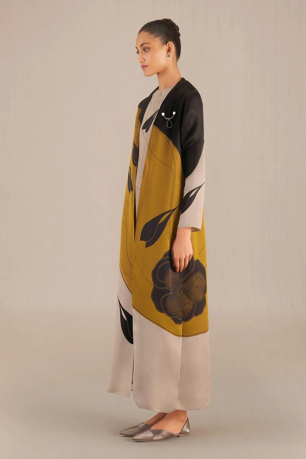 AMPM Zaila Golden Brown Chanderi Jacket Set 6 AMPM Zaila Golden Brown Chanderi Jacket Set - Image 4