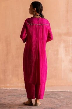 Swatti Kapoor Rani Pink Handwoven Scarf -Inca Sales Store 13623sk34 3