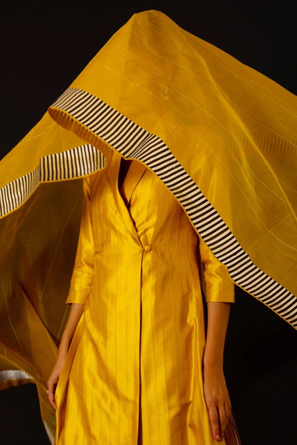 AROHI Yellow Jacket Style Kurta Set 5 AROHI Yellow Jacket Style Kurta Set - Image 3