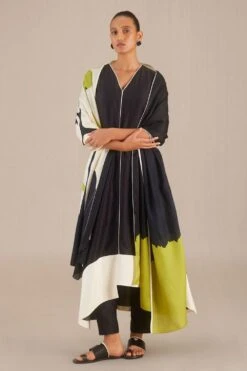 AMPM Black Hayat Kurta Set