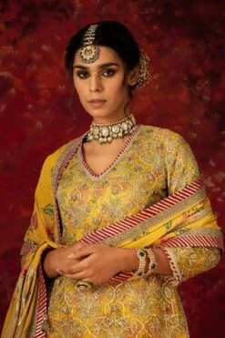 Simar Dugal Yellow Embellished Noor Lehenga Set 5 Simar Dugal Yellow Embellished Noor Lehenga Set -Inca Sales Store 1411sm18 2
