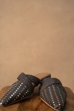 Inochhi Veni Earthy Brown Hand-Woven Mules -Inca Sales Store 141223ihi3 3