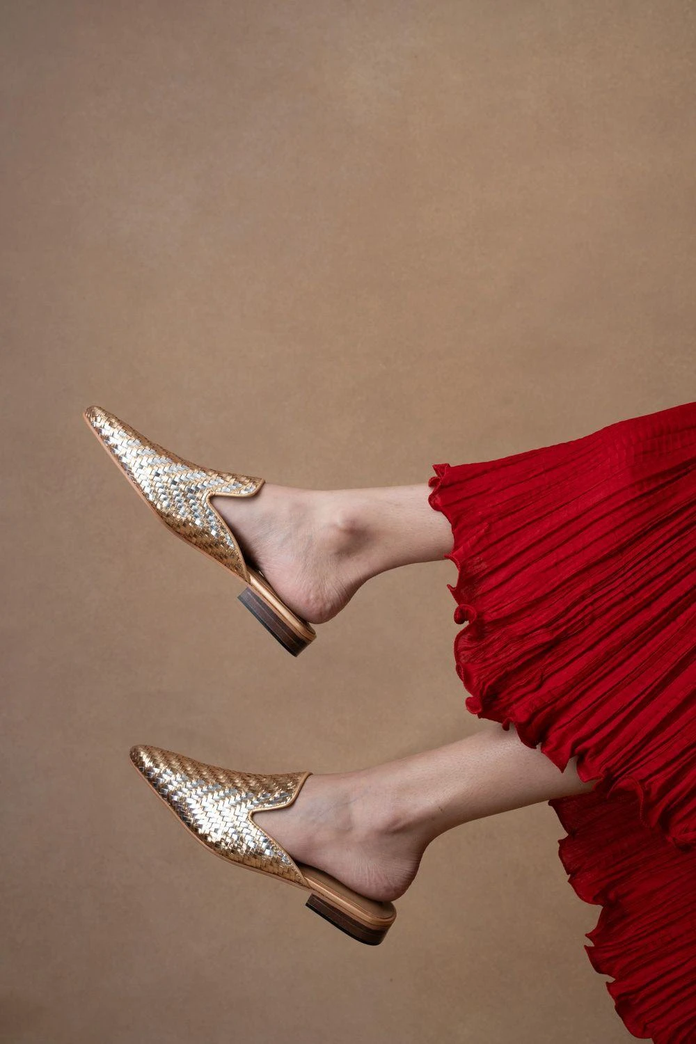 Inochhi Abra Radiant Gold Hand-Woven Mules 4 Inochhi Abra Radiant Gold Hand-Woven Mules - Image 2