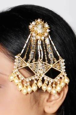 Vaidaan Vaidehi Pearl Passa