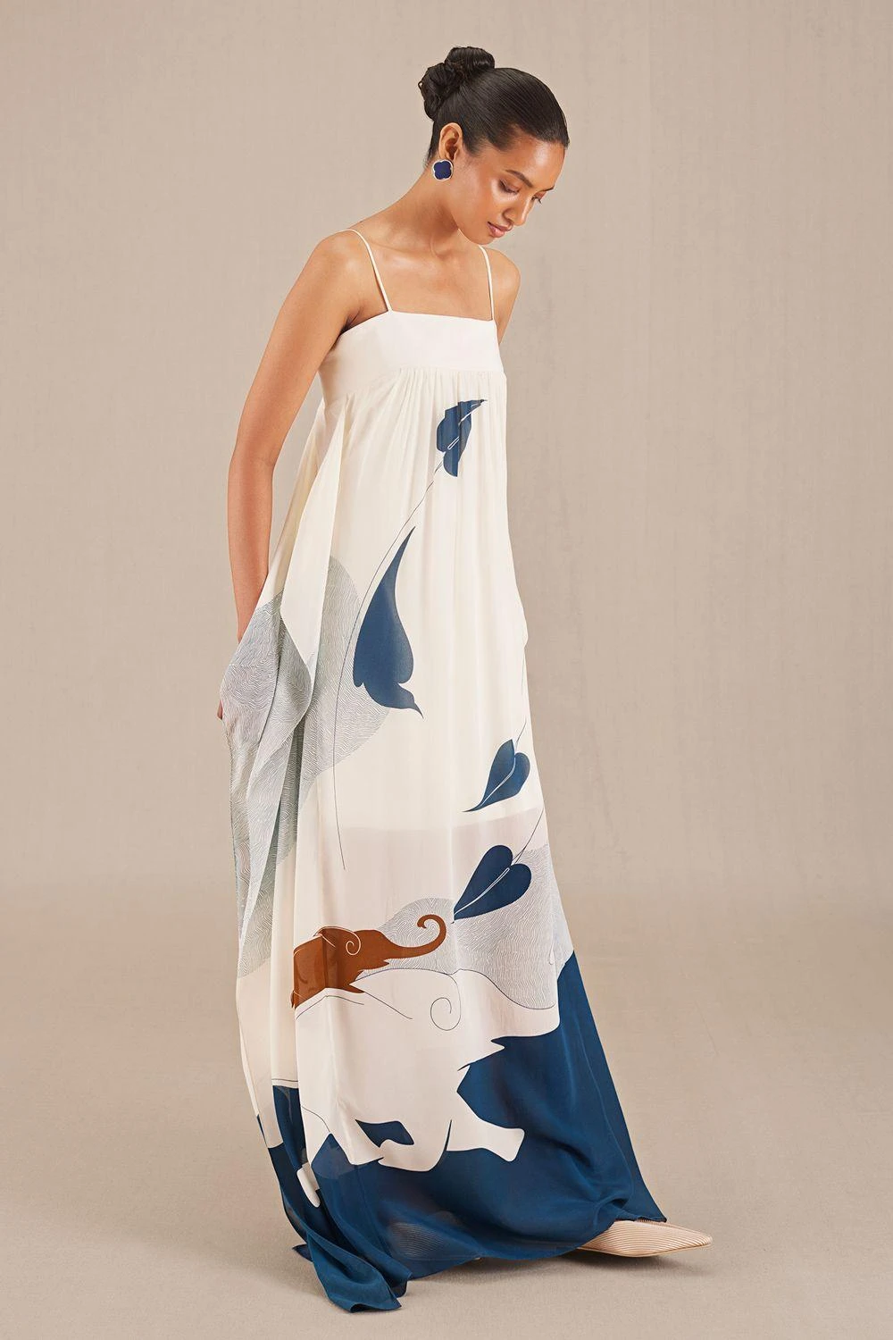 AMPM Fidah Timeless Ivory Crepe Dress 4 AMPM Fidah Timeless Ivory Crepe Dress - Image 2