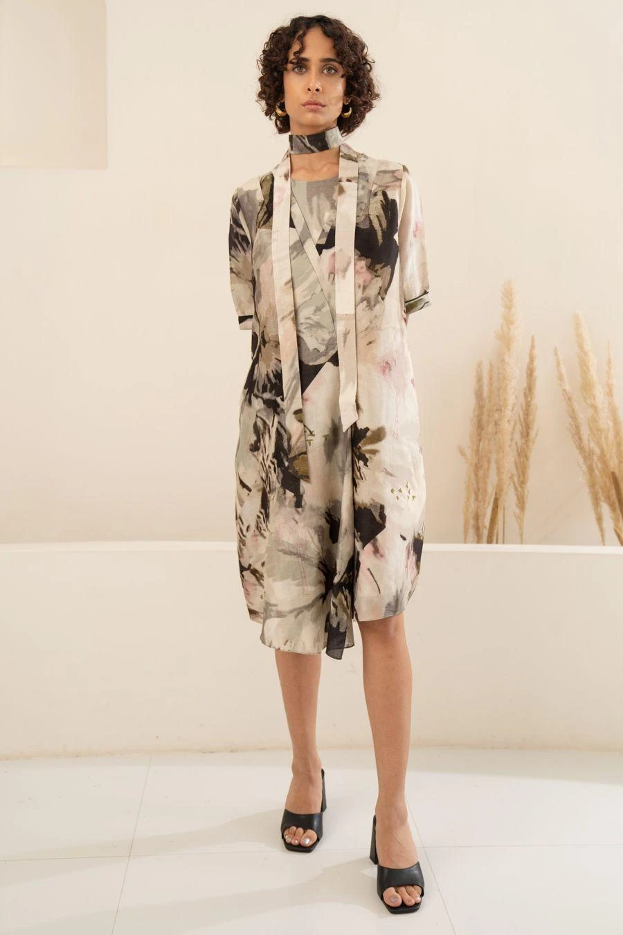 Arcvsh By Pallavi Singh Grey Floral Printed Asymmetric Dress 3 Arcvsh By Pallavi Singh Grey Floral Printed Asymmetric Dress