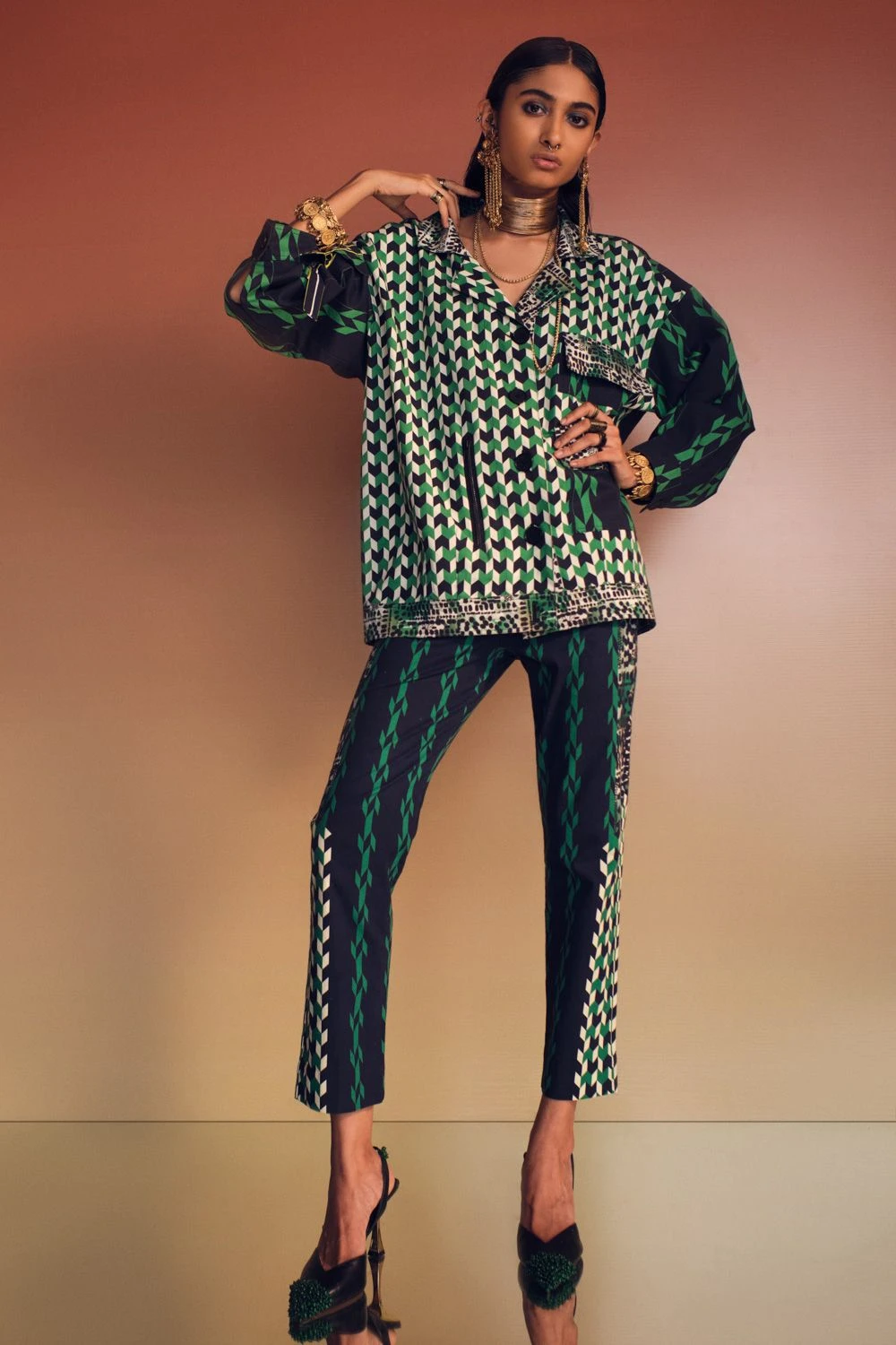 AK-OK By Anamika Khanna Sleek Black Geometric Print Silk Co-ord Set 3 AK-OK By Anamika Khanna Sleek Black Geometric Print Silk Co-ord Set