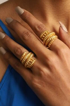 Anatina Gold Fay Ring