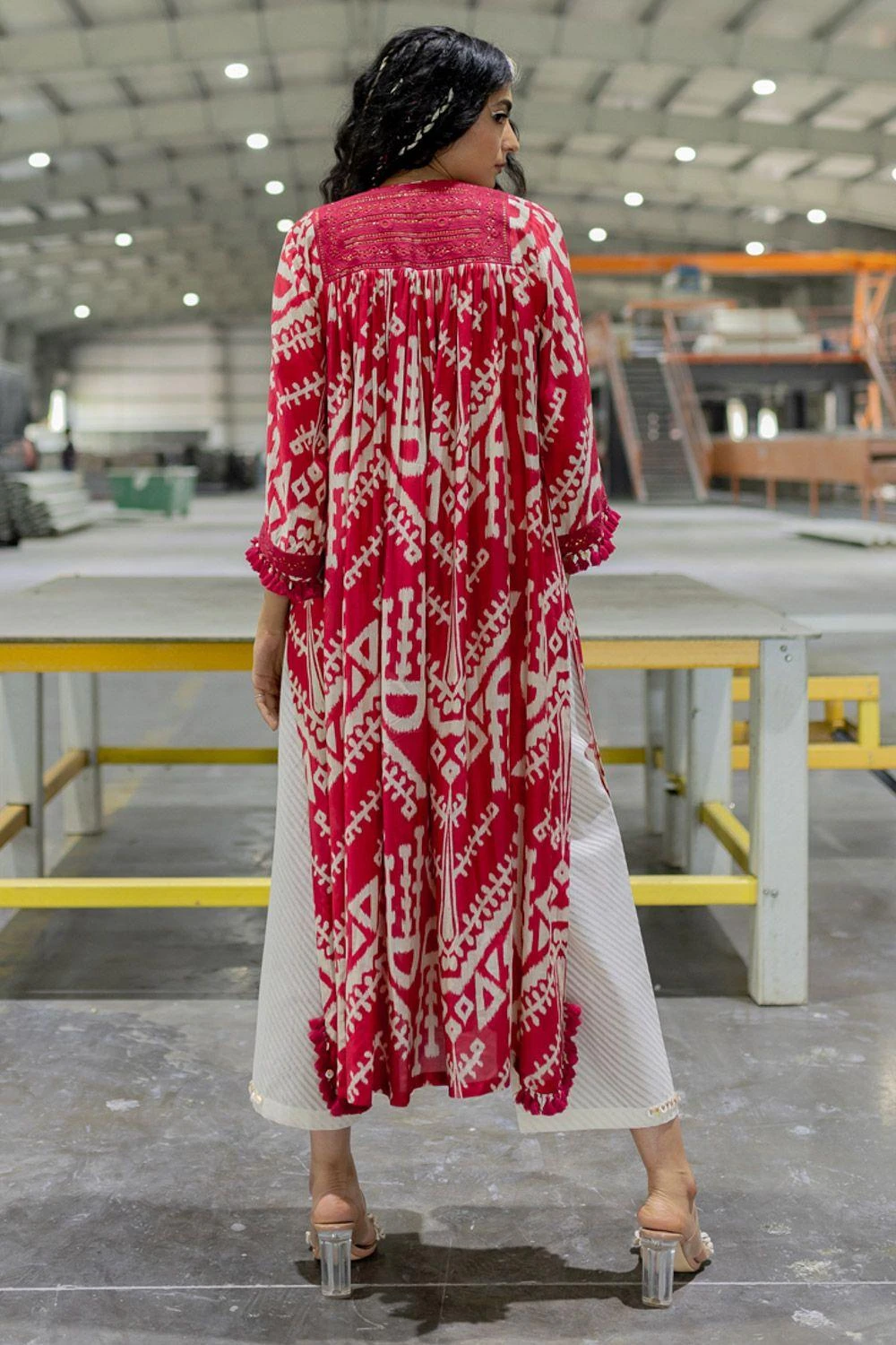 Pooja Keyur Off White & Brick Dupatta 4 Pooja Keyur Off White & Brick Dupatta - Image 2