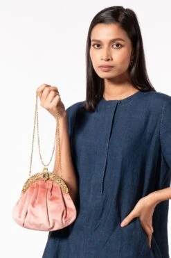 KOKOMMO Pink Florence Clutch