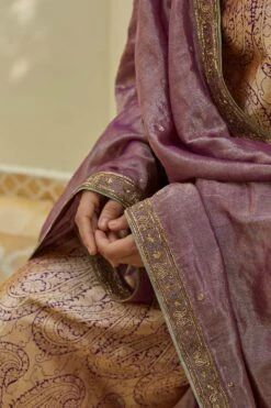 OhFab Jamuni Mela Odhni 8 OhFab Jamuni Mela Odhni -Inca Sales Store 1802oht02 3