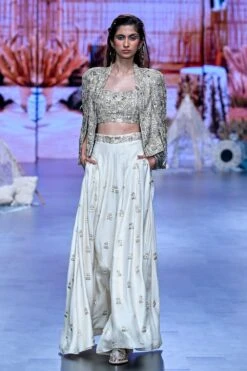 SVA Ivory Metallic Embellished Noor Jacket Set -Inca Sales Store 181123sva1 3