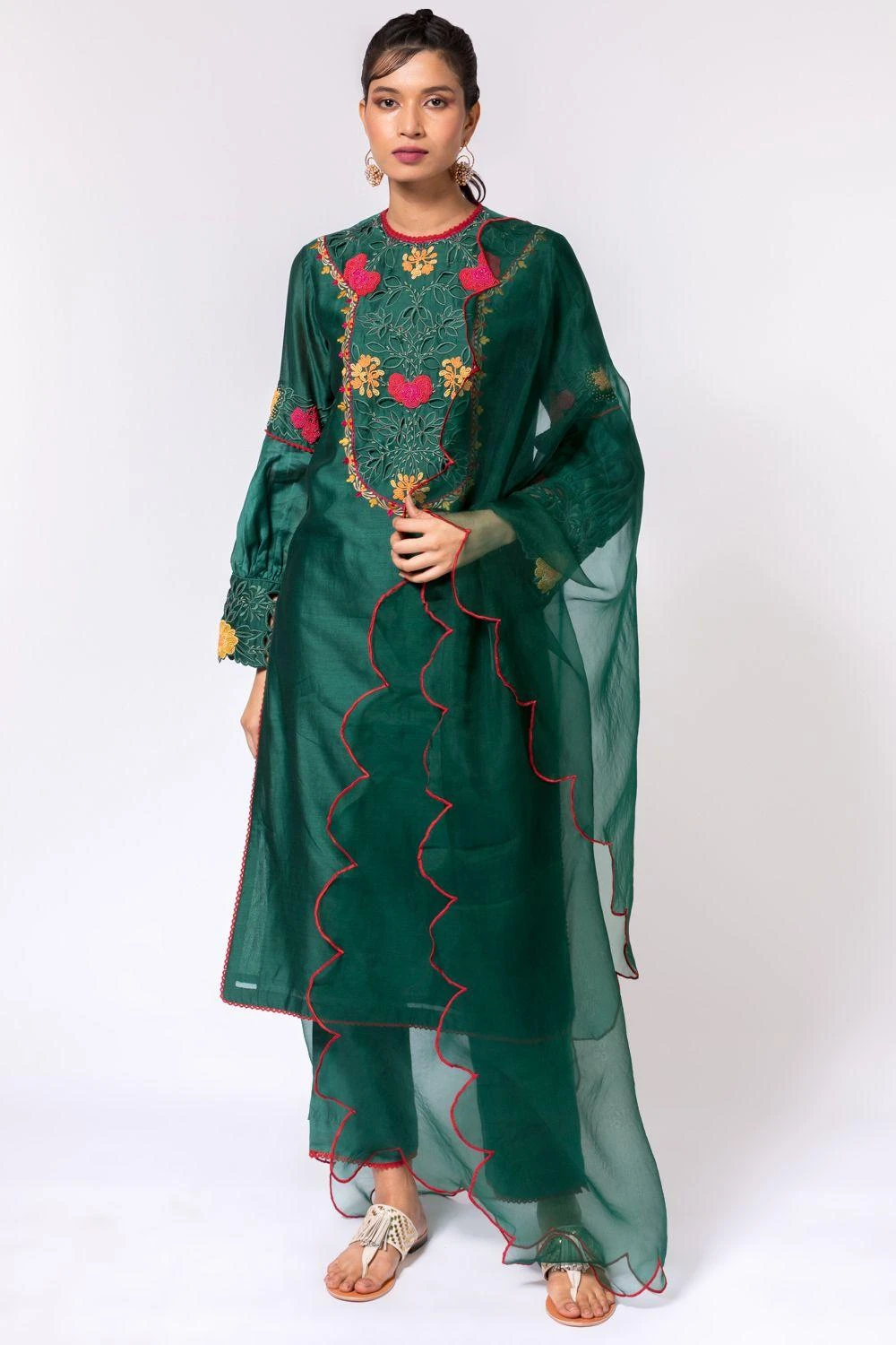 Chandrima Emerald Green Scallop Dupatta 3 Chandrima Emerald Green Scallop Dupatta