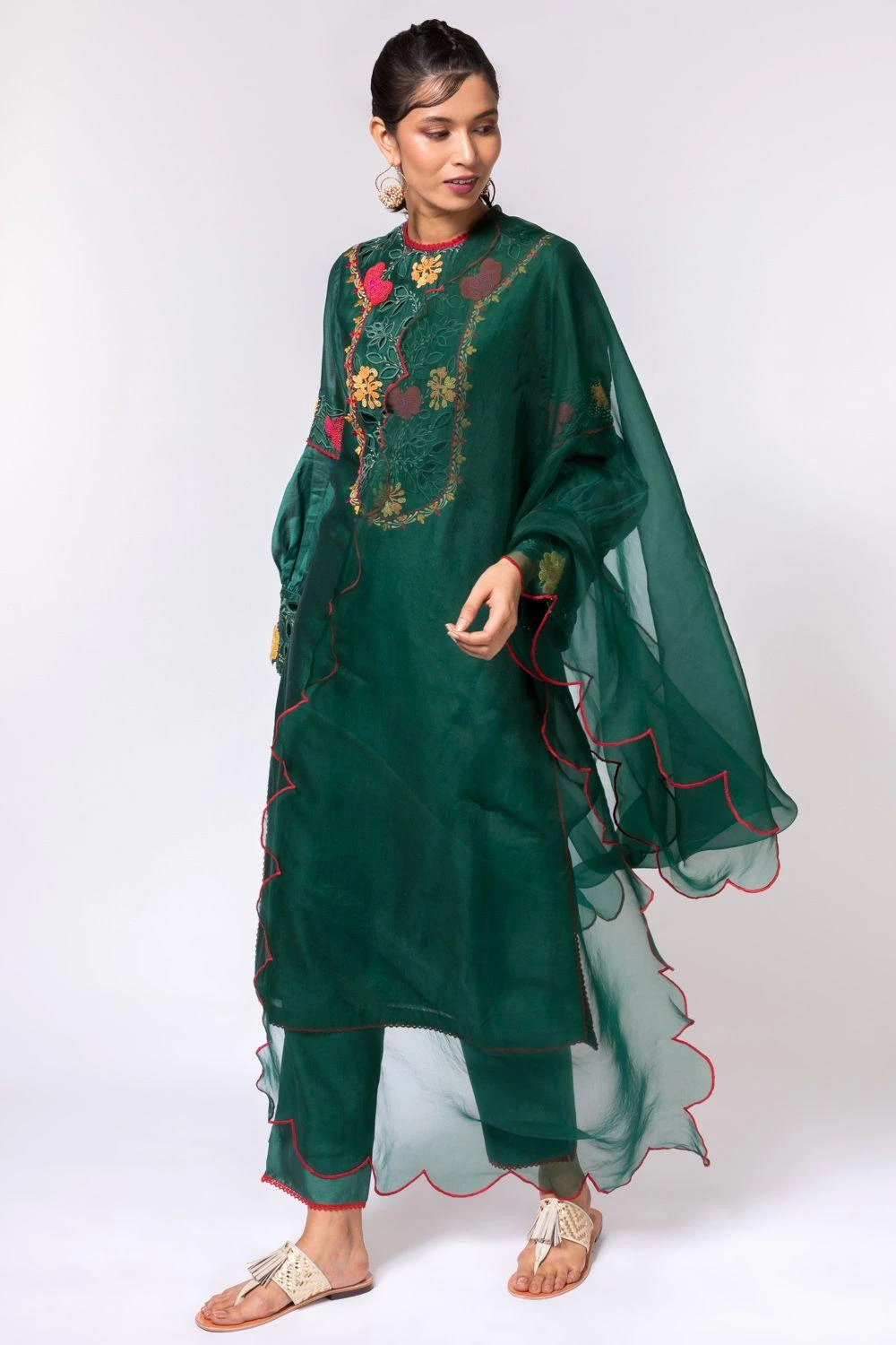 Chandrima Emerald Green Scallop Dupatta 4 Chandrima Emerald Green Scallop Dupatta - Image 2