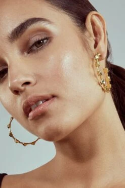 Isharya Ayaana Pyramid Stud Hoops