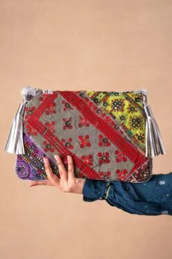 Vipul Shah Radiant Silver Nomadic Banjara Clutch -Inca Sales Store 19124vs6 3