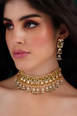 Maisara Green White Beaded Necklace Set With Pearls