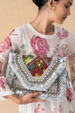 Vipul Shah Radiant Silver Nomadic Banjara Clutch -Inca Sales Store 211123vs6 2