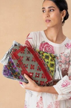 Vipul Shah Radiant Silver Nomadic Banjara Clutch -Inca Sales Store 211123vs6 4