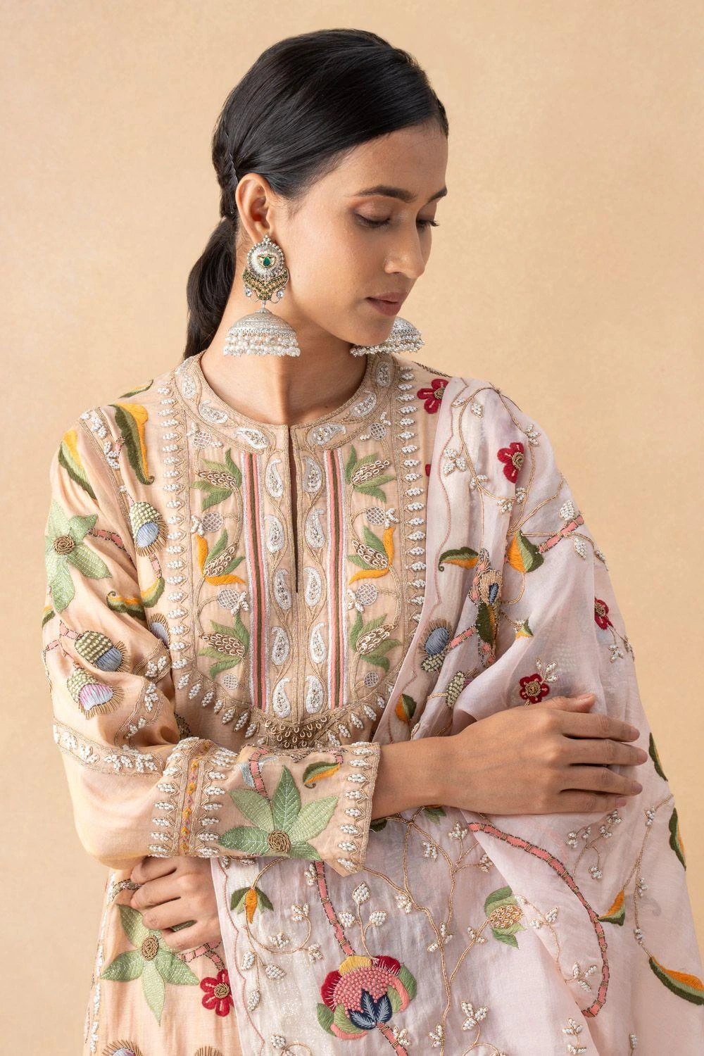 Divya Sheth Pink Embellished Dupatta 6 Divya Sheth Pink Embellished Dupatta - Image 4