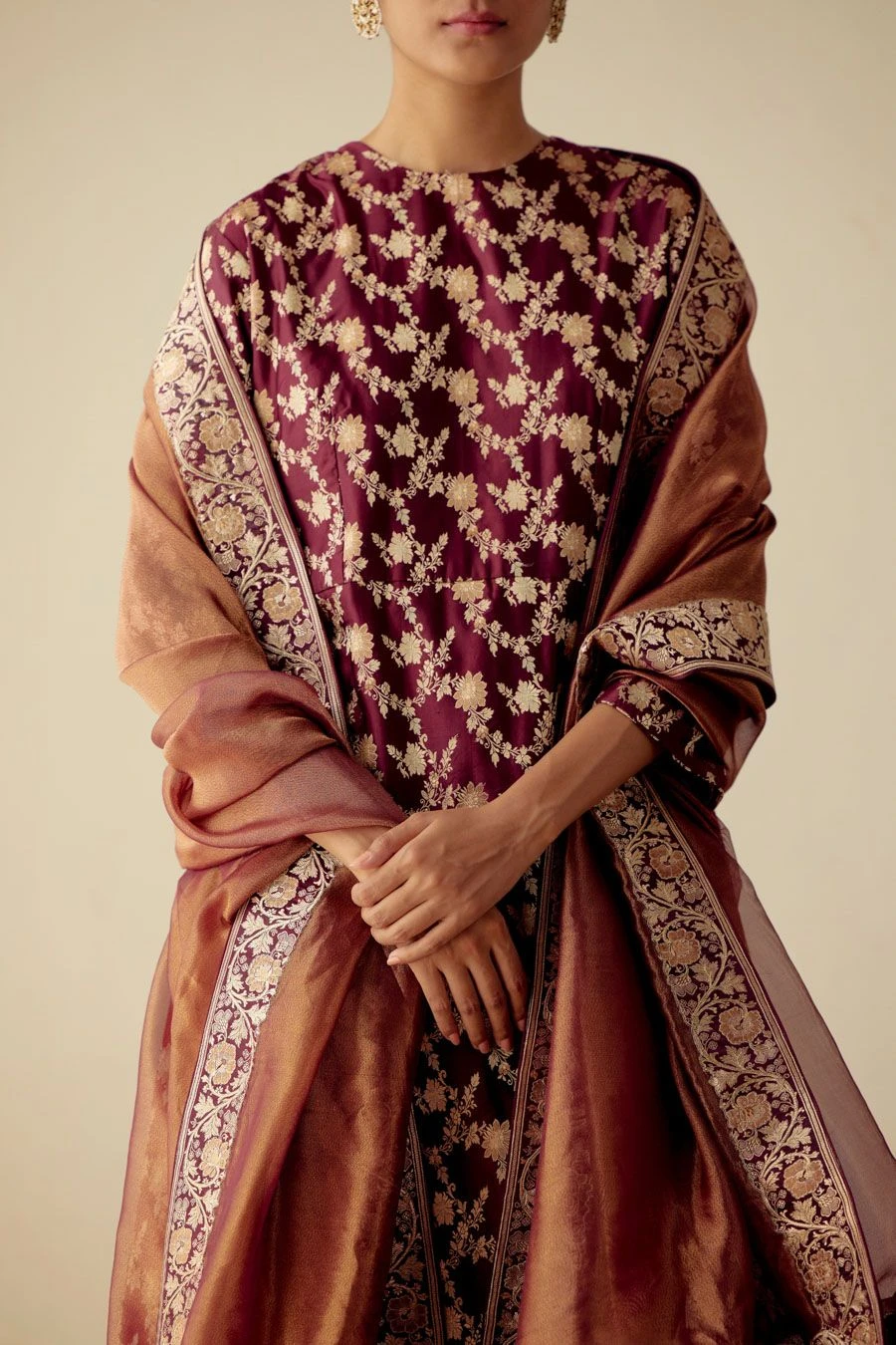 Mimamsaa Garnet Madhubala Dupatta 4 Mimamsaa Garnet Madhubala Dupatta - Image 2