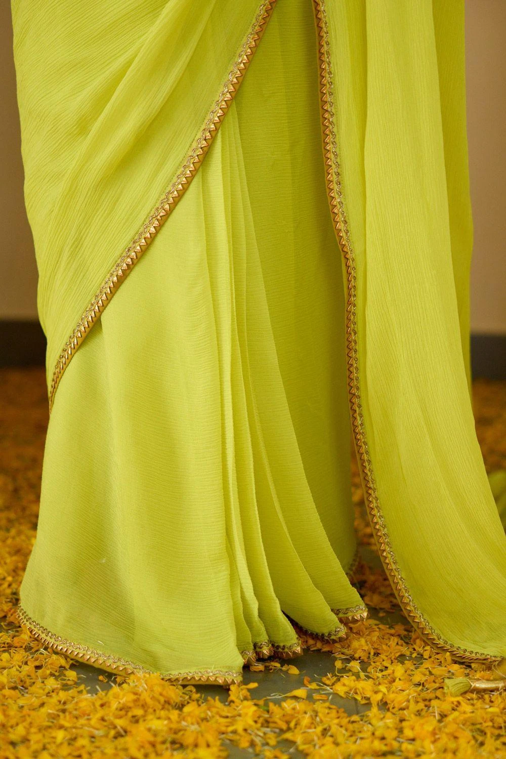 Nikasha Lime Green Pure Silk Chiffon Sari Set 6 Nikasha Lime Green Pure Silk Chiffon Sari Set - Image 4