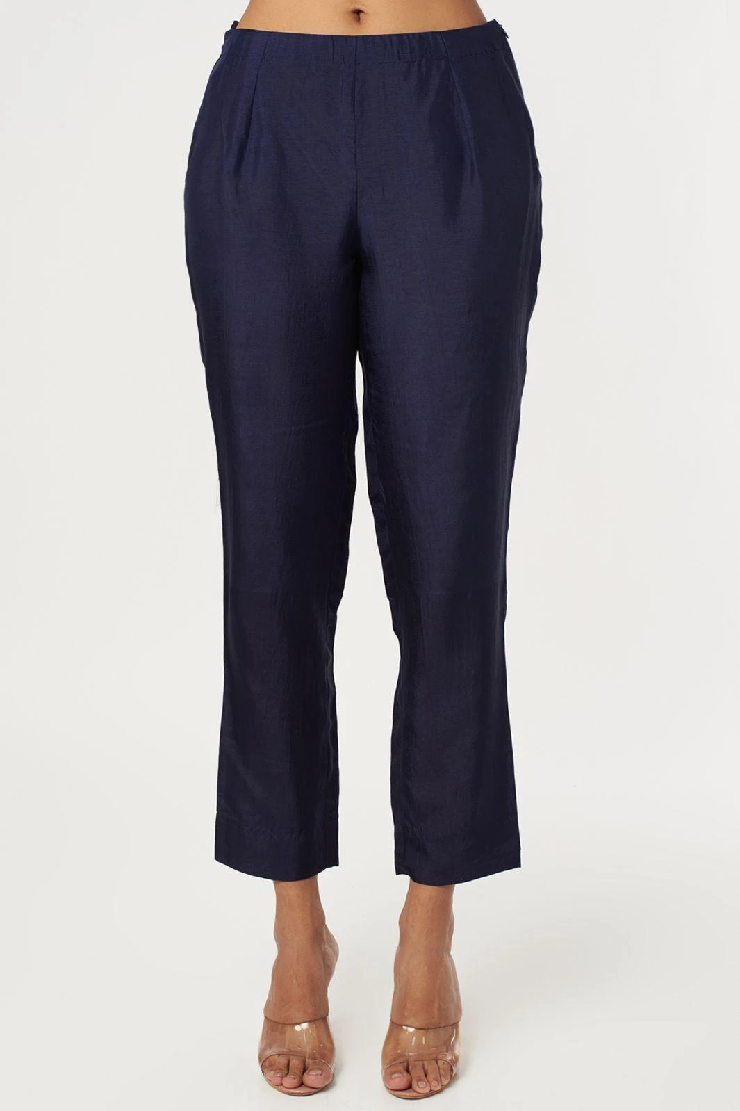 SVA Midnight Blue Floral Co-ord Set 5 SVA Midnight Blue Floral Co-ord Set - Image 3