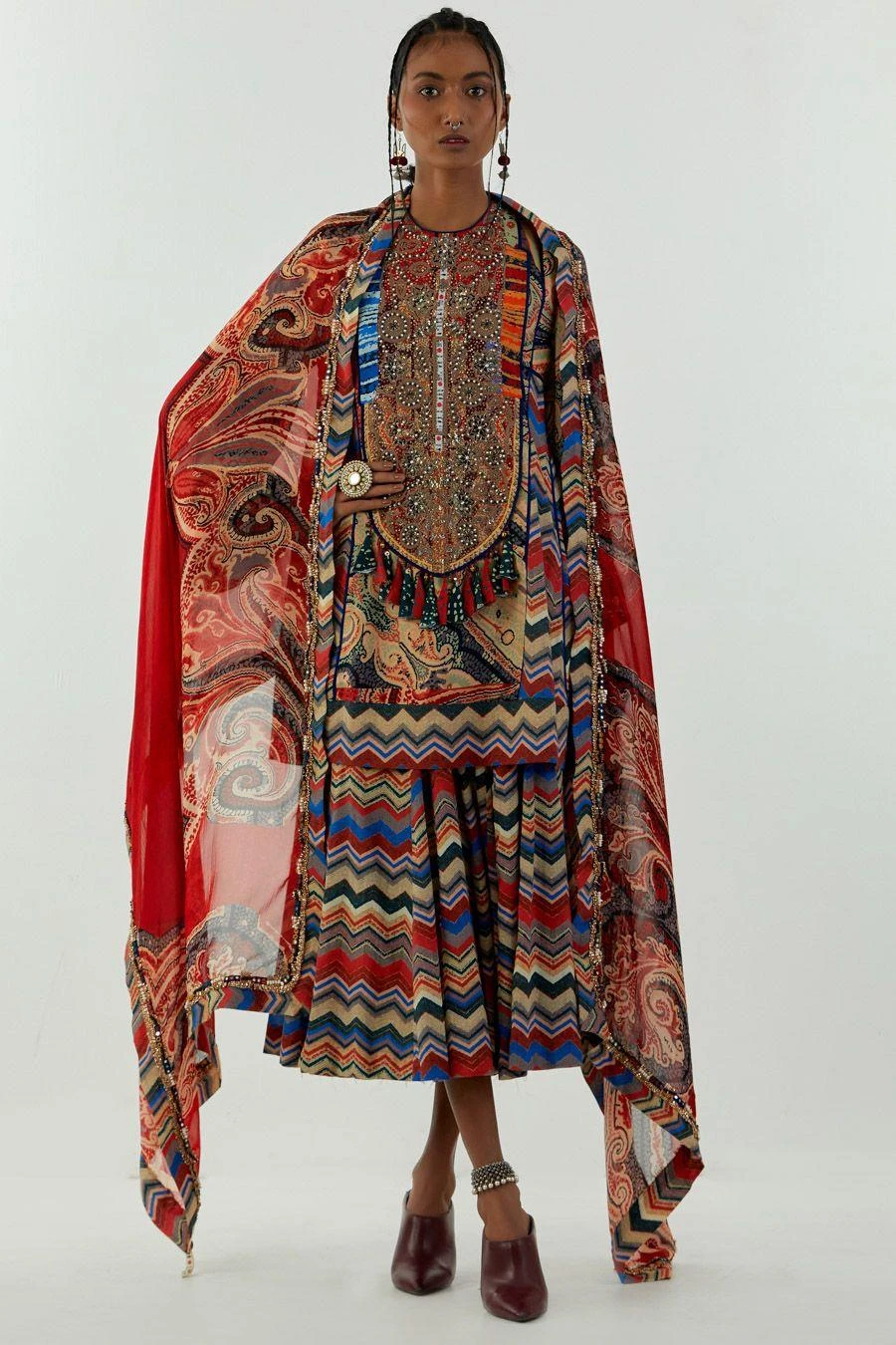 Aseem Kapoor Sindoor Kinara Odhani 3 Aseem Kapoor Sindoor Kinara Odhani