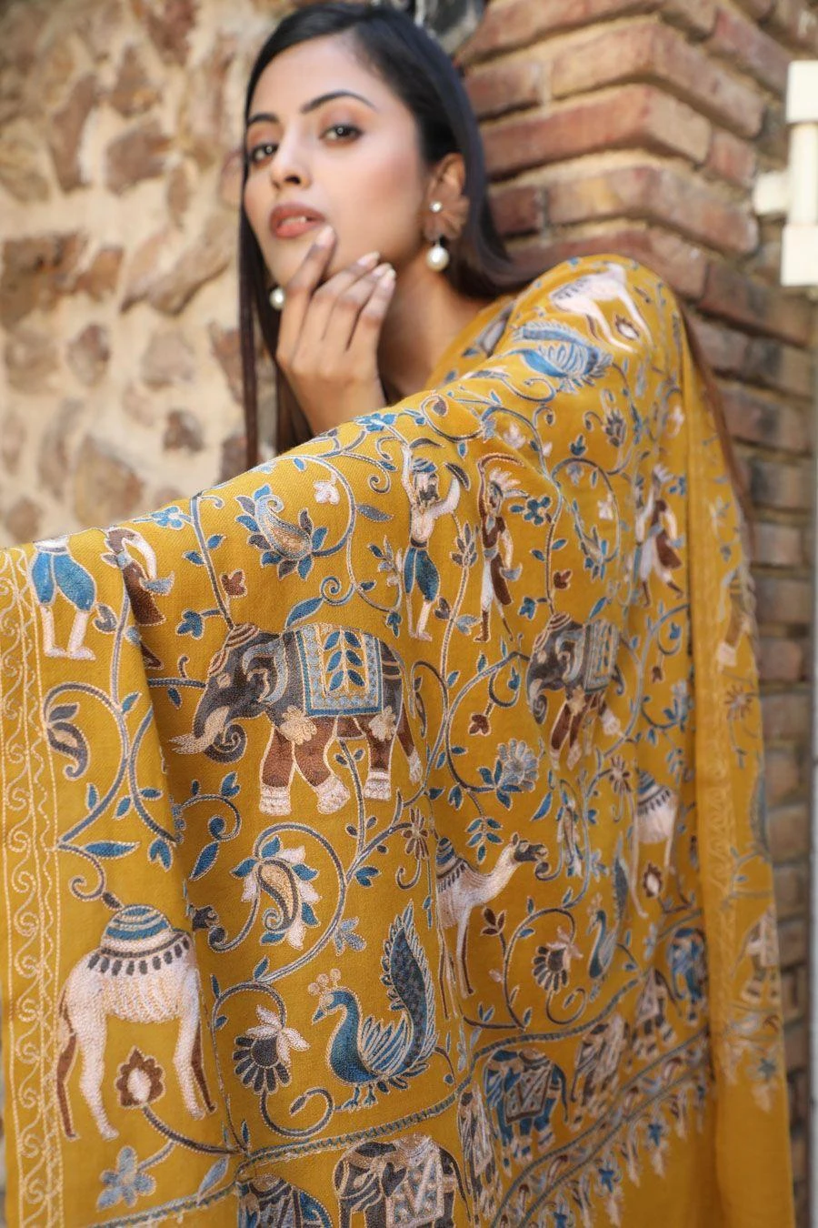 Dusala India Mustard Aari Work Handwoven Cashmere Stole 6 Dusala India Mustard Aari Work Handwoven Cashmere Stole - Image 4